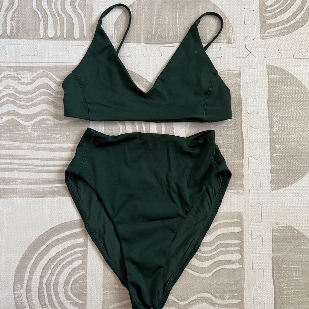 Left on Friday bikini in Palm size small
